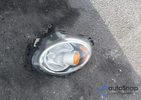 2013 Mini Cooper из США, поврежденный, VIN WMWSU3C55DT547742